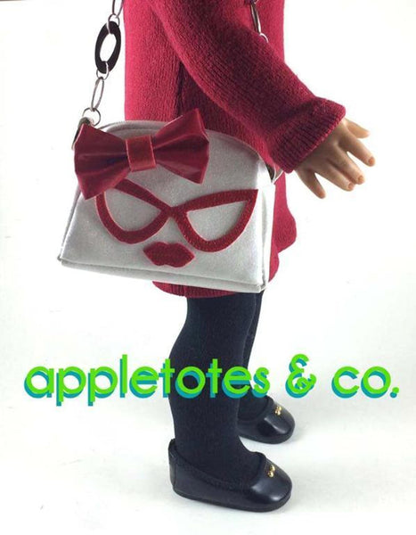 Pretty Little Face Bag Sewing Pattern for 18 Inch Dolls