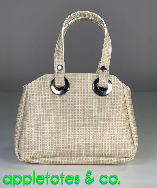 Europa Travel Bag Sewing Pattern for 18 Inch Dolls