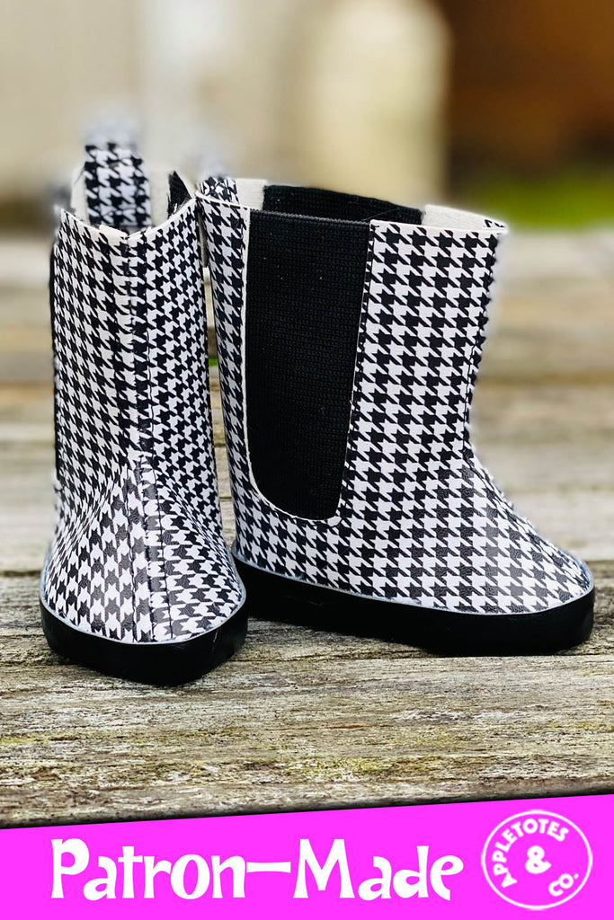 Windsor Boots 18 Inch Doll Sewing Pattern – Appletotes & Co.